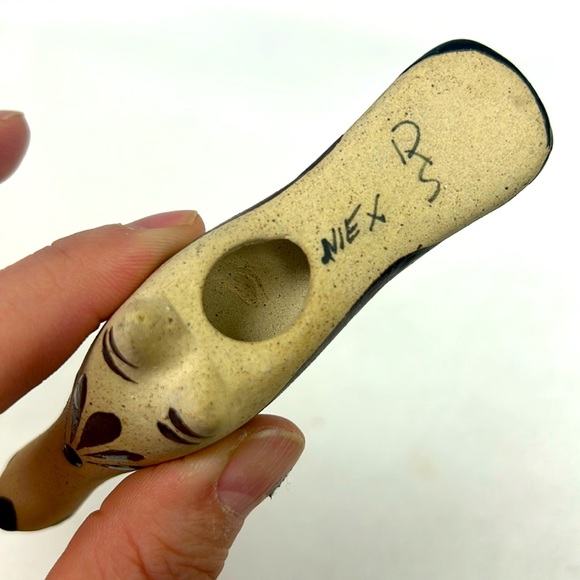 Vintage signed hand painted Mexican folk art pottery bird - Picture 6 of 6